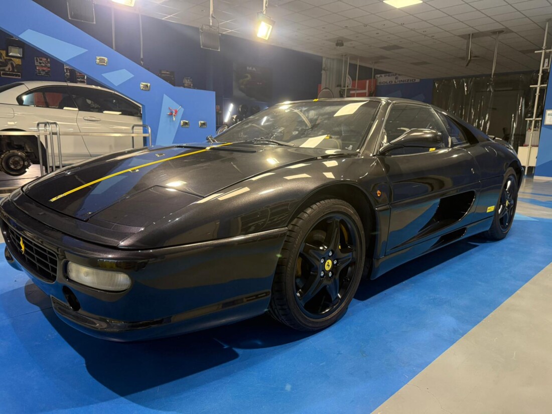 1997 Nero GTS Manual Carbon Seats